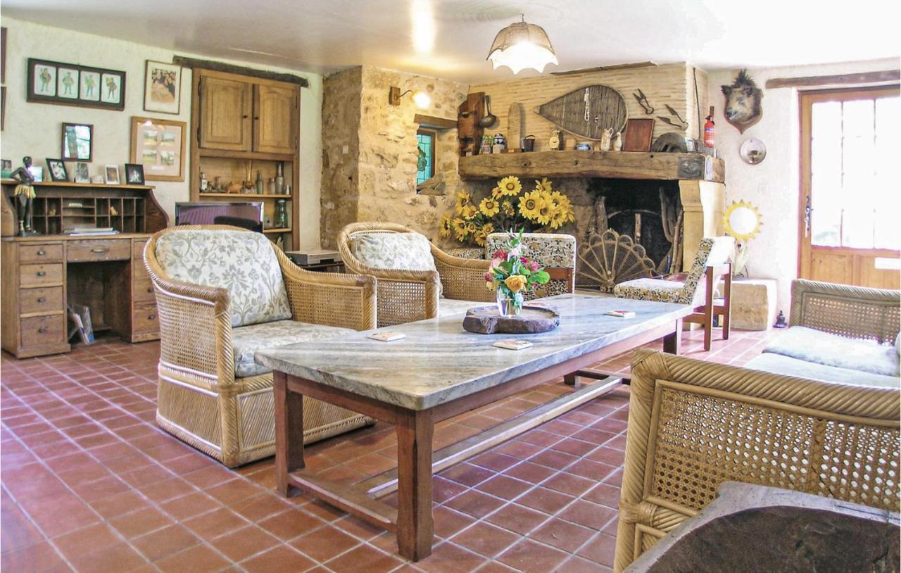 4 Bedroom Gorgeous Home In Monpazier Dış mekan fotoğraf