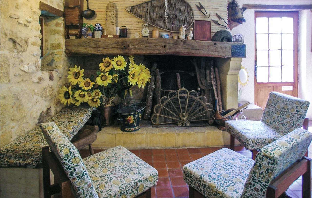4 Bedroom Gorgeous Home In Monpazier Dış mekan fotoğraf